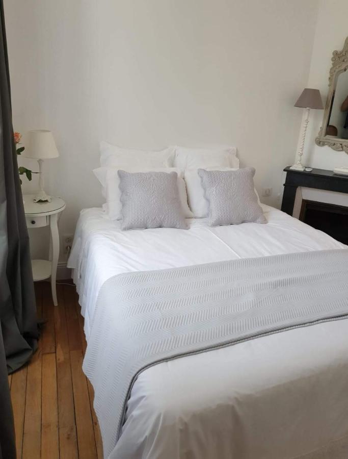 La Josephine Bed and Breakfast Cosne-sur-Loire Exteriör bild